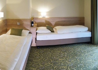 Double bed or two single beds